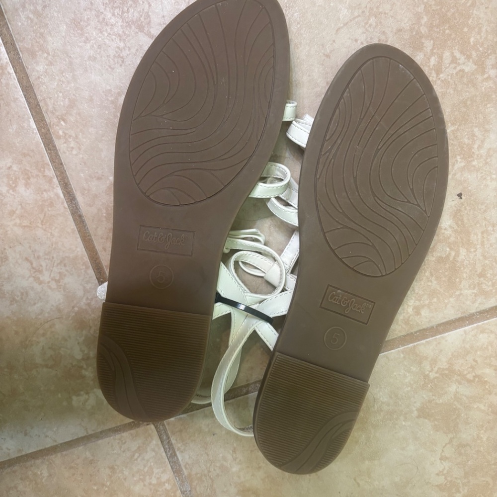 Sandals - Picture 4 of 4